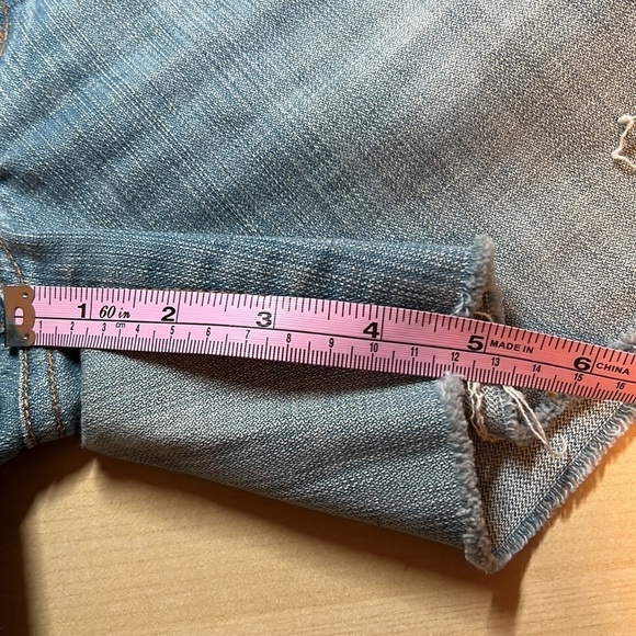 CITIZENS of Humanity Kelly Low Waist Cut-Off Jeans Shorts Size 29, 5” - Picture 11 of 12
